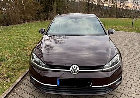 VW Golf Volkswagen 1.6 TDI BMT Trendline Trendline