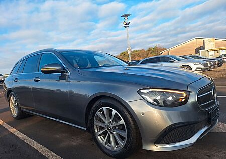 Mercedes-Benz E 200 E 200d*Virtual*Navi*LED*Leder*SHZ*Cam-PDC*ACC