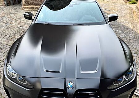 BMW M4 Comp. Sonderl. Frozen black, Carbon schalensi