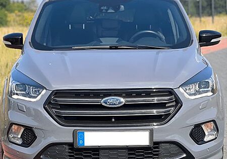Ford Kuga 2,0 EcoBoost 4x4 Black & Silver Automat...