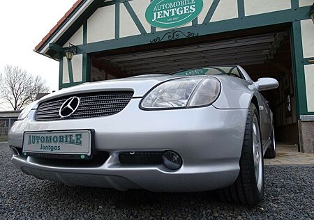 Mercedes-Benz SLK 230 * AMG-Styling * 1. Hand * ORIG. 42 TKM