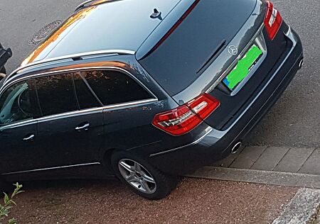 Mercedes-Benz E 350 CDI 4MATIC T BlueEFF. ELEGANCE ELEGANCE