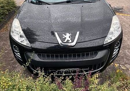 Peugeot 4007 Tendance HDi FAP 155 5 STR Tendance