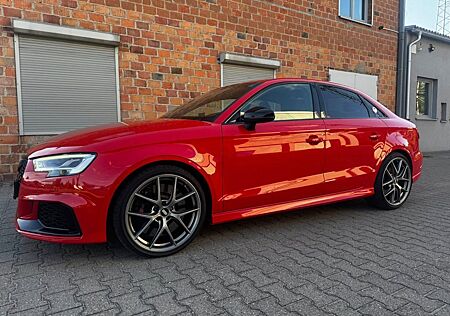 Audi RS3 2.5 TFSI S tronic quattro - top condition.