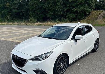 Mazda 3 2.2 SKYACTIV-D 150 Sports-Line Sports-Line