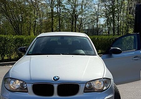 BMW 116i e87