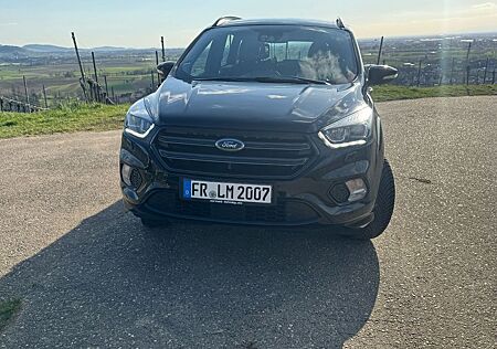 Ford Kuga 1,5 EcoBoost 4x4 129kW Black & Silv Aut...