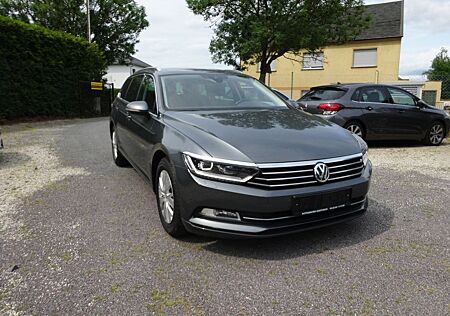 VW Passat Variant Volkswagen Passat Var. Comfortl. Bi Xenon,Klima,Navi,Blueth