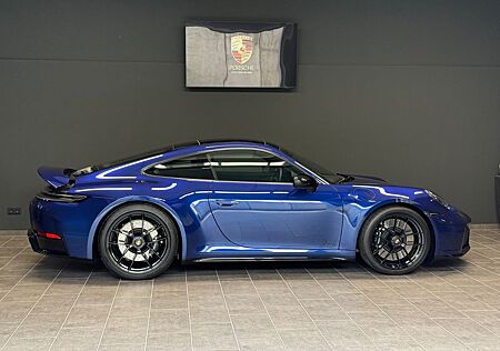 Porsche 992 911 Carrera GTS T-Hybrid
