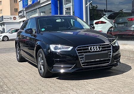 Audi A3 1.4 TFSI * 1.Hand * Leder * LED * Standhzg. *