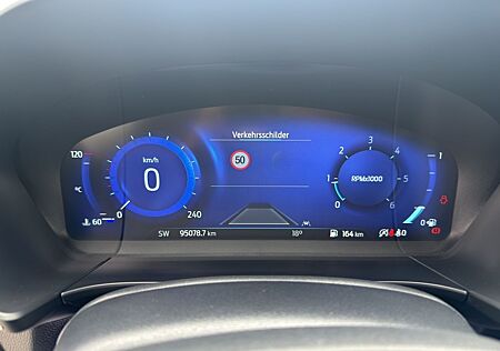 Ford Kuga 2.0 Titanium X LED BLIS Head-Up DIGITALTACH