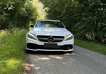 Mercedes-Benz C 63 AMG Mercedes-AMG C 63 T Mercedes-AMG