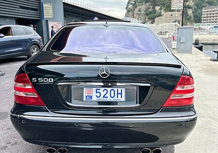 Mercedes-Benz S 500 -