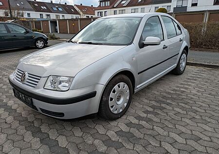 Volkswagen Bora Trendline 1.4 , Tüv 3/28, el. Schiebedach