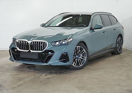 BMW i5 eDrive40 Touring M Sport AB-Assist Pano B&W
