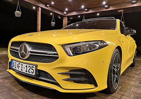 Mercedes-Benz A 35 AMG A -Klasse 4Matic