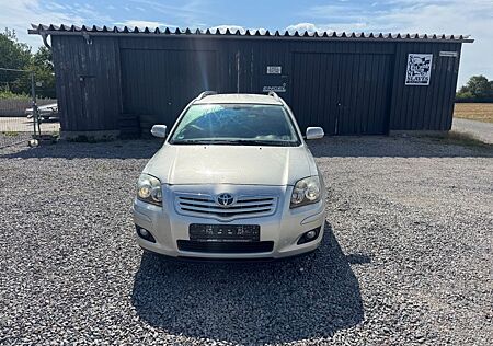 Toyota Avensis Kombi 2.0 D-4D Team
