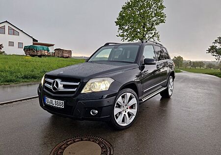 Mercedes-Benz GLK 320 CDI 4MATIC - Bi-Xenon / 20 Zoll / Navi