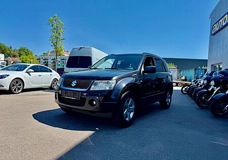 Suzuki Grand Vitara 2.0 Comfort Automatik