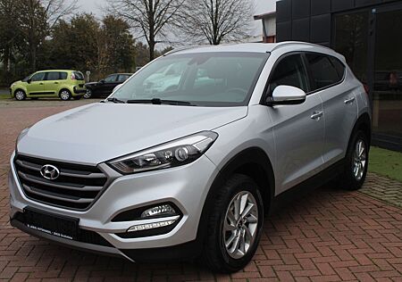 Hyundai Tucson blue Intro Edition 2WD NAVI