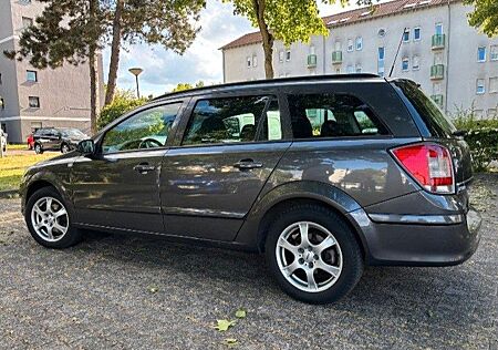 Opel Astra Caravan