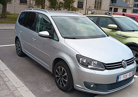 VW Touran Volkswagen 1.6 TDI LIFE LIFE