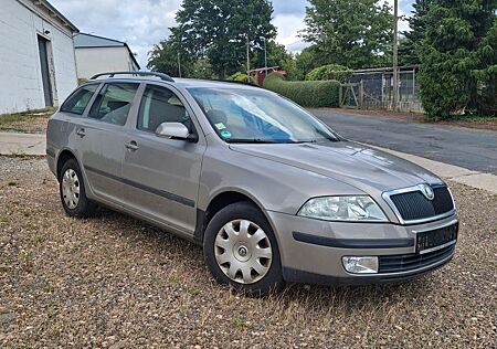 Skoda Octavia Combi 1.6 Ambiente Ambiente