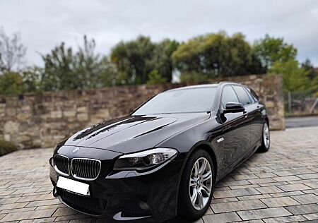 BMW 520d Touring - M-Paket, Pano, Vollleder, Head-Up