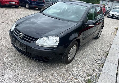VW Golf Volkswagen V Lim. Trendline 1.6