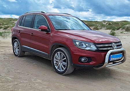 VW Tiguan Volkswagen 2.0 TDI 130 DSG 4M BMT CUP Track & St...