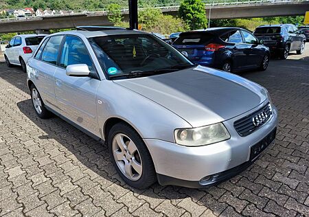 Audi A3 1.6 Ambition 4-trg 8-fach Alu TÜV Neu