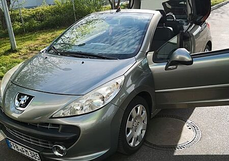 Peugeot 207 CC Filou 120 Filou