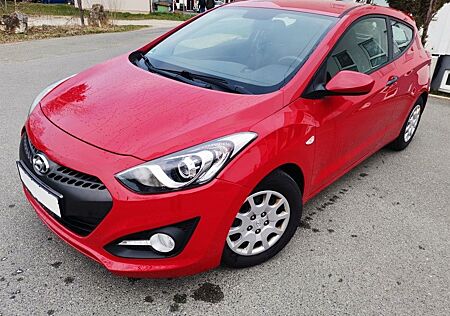Hyundai i30 ++Coupe+Classic+Klima+Service+TÜV neu!