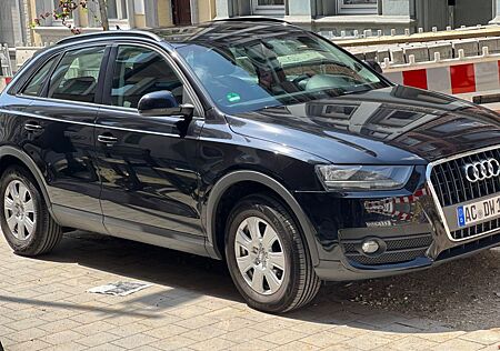 Audi Q3 2.0 TDI -