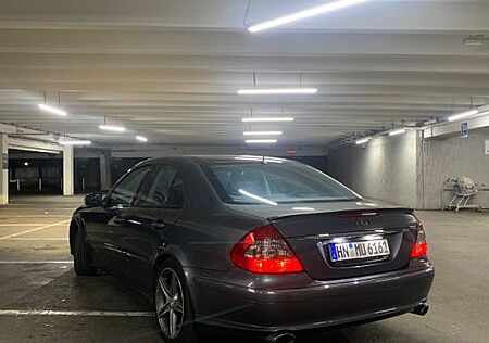 Mercedes-Benz E 320 CDI AVANTGARDE Avantgarde