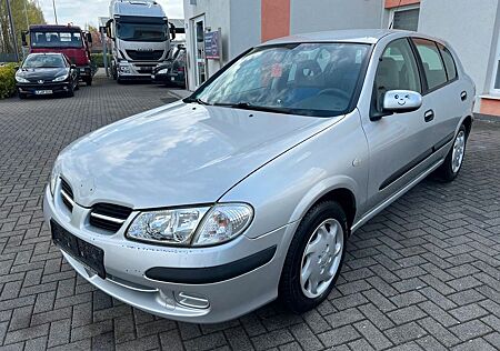 Nissan Almera 1.8I