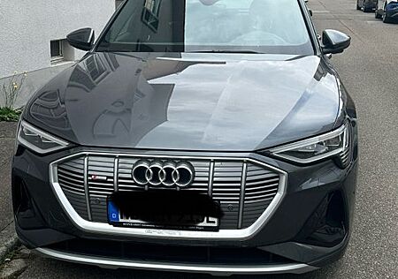 Audi e-tron 50 quattro S line S line sportback