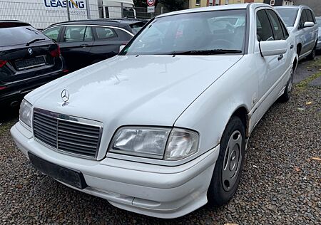 Mercedes-Benz C 180 el. Schiebedach nur 96.000km