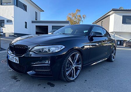 BMW M235i xDrive Aut. Coupe NaviProf, H/K, 19 uvm.
