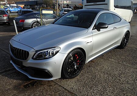 Mercedes-Benz C 63 AMG **S**