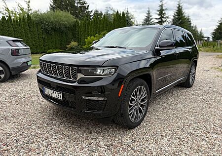 Jeep Grand Cherokee WL , 5,7 hemi, SUMMIT RESERVE L
