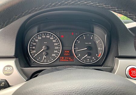 BMW 320i touring -