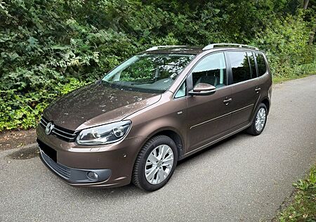 VW Touran Volkswagen 1.4 TSI DSG, Tüv-Neu, klima, allwetter