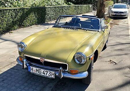 MG MGB Roadster Chrommodell