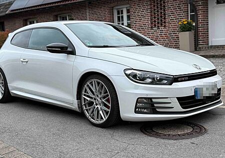 VW Scirocco Volkswagen 2.0 TSI 162kW DSG BMotion Technolog...