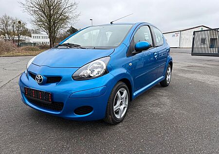 Toyota Aygo (X) Aygo (X) 1,0-l-VVT-i CoolBlue