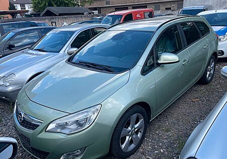 Opel Astra J Sports Tourer Design Edition