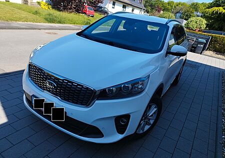 Kia Sorento 2.2 CRDi AWD Vision Standheizung Dashcam
