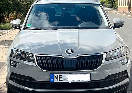 Skoda Karoq 1.0l TSI TOUR TOUR