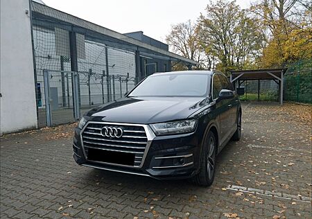 Audi Q7 3.0 TDI quattro tiptronic - SHZ ACC PANO TOTW
